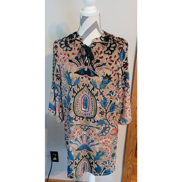 Feathers by Tolani Dresses & Skirts - Anthroplogie Feathers By Tolani Tunic Dress Velvet Women's Small